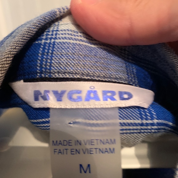 Peter Nygard Cold Shoulder rayon flannel. Never worn - Picture 3 of 5